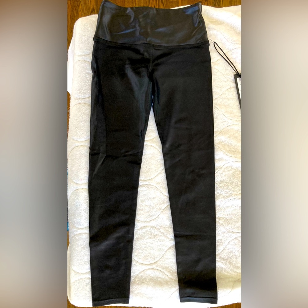 Noli leggings- NWT